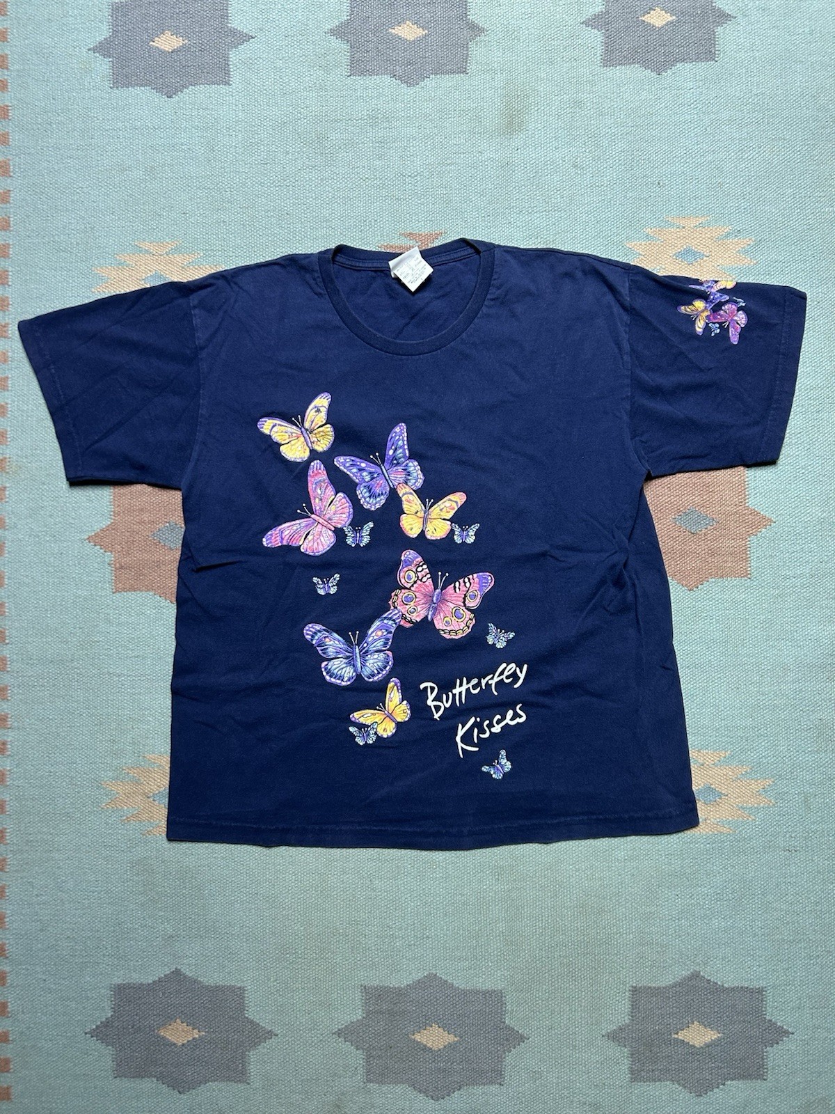 Vintage graphic t shirt Bobbie Brooks butterfly kisses nature blue large