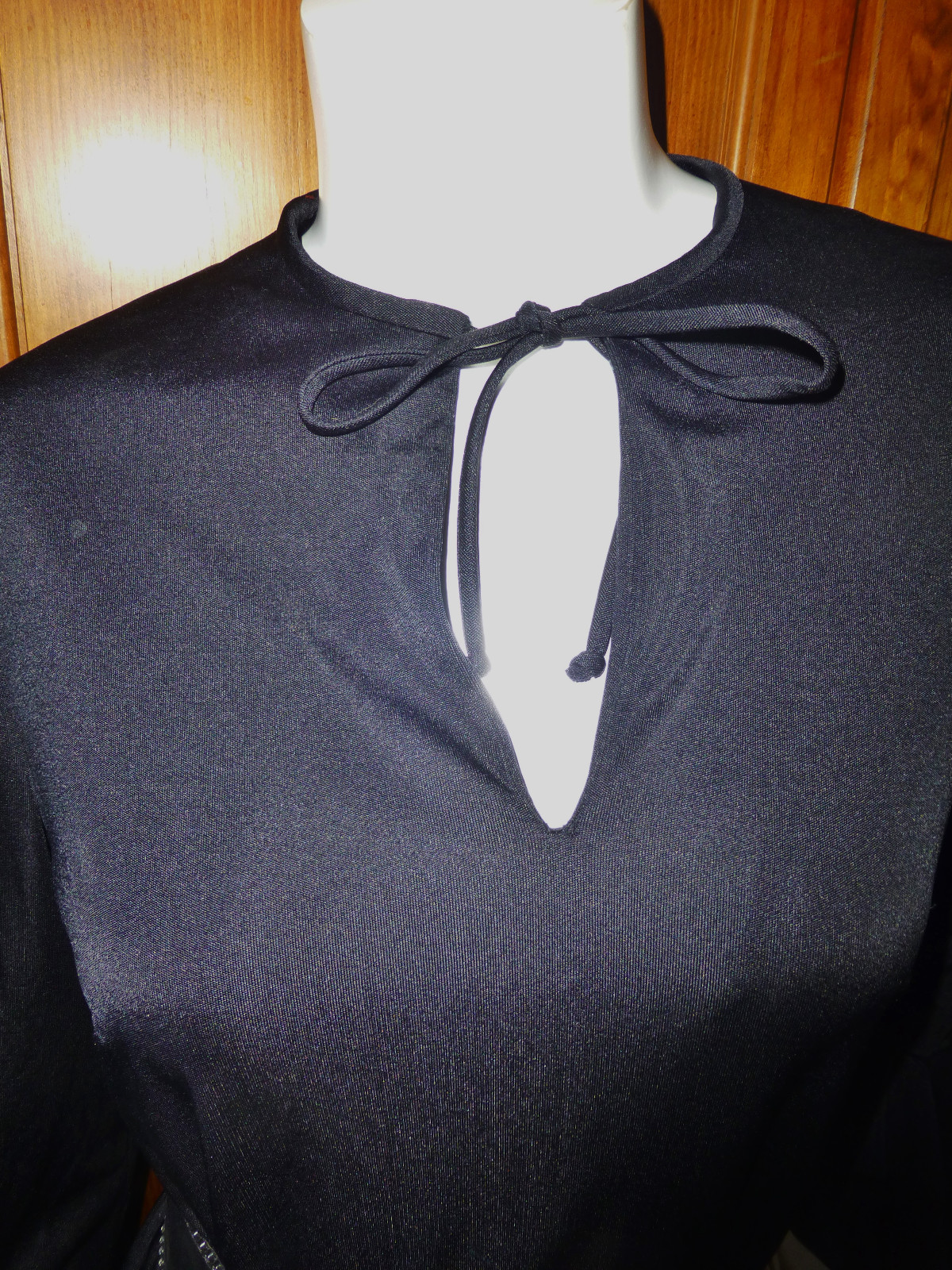 BARON PETERS Vtg 70s 80s Silky Jersey knit Ruffles Key Hole Cocktail Party DRESS
