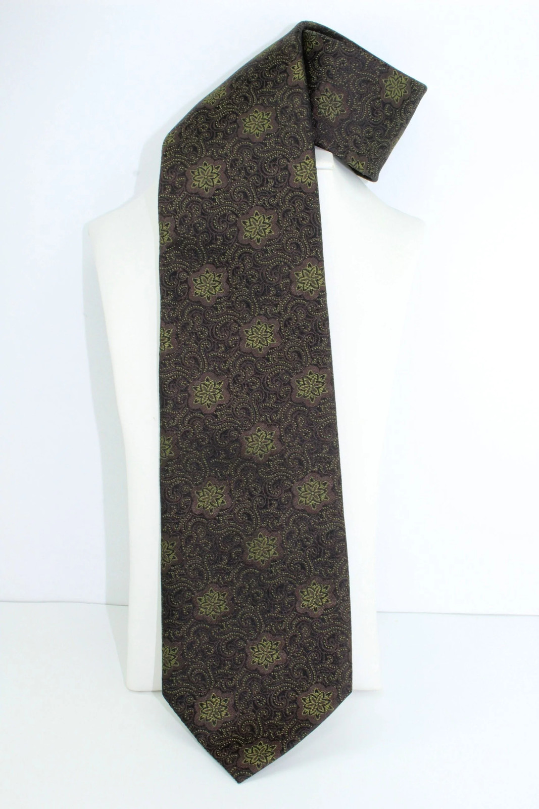 Geoffrey Beene NY 2 Silk Ties Metallic Sensual Print Dark Brown Fantasy Starfish