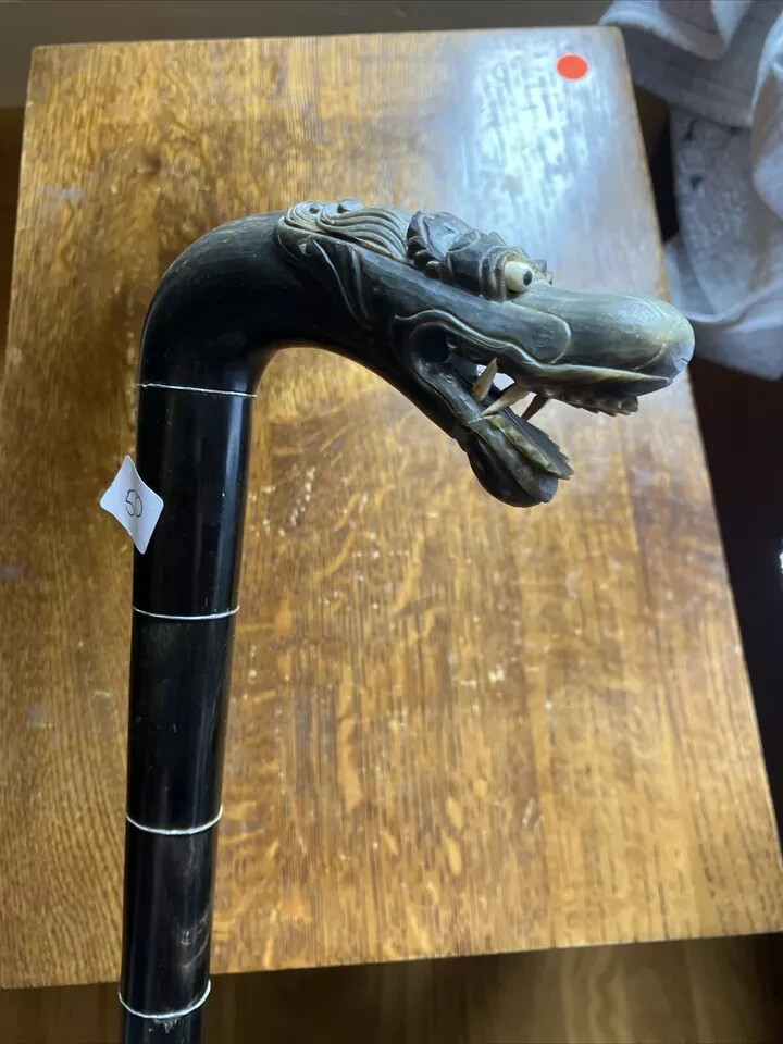 FINE QUALITY ANTIQUE WALKING CANE STICK HAND CARVED DRAGON Chinese or Japanese