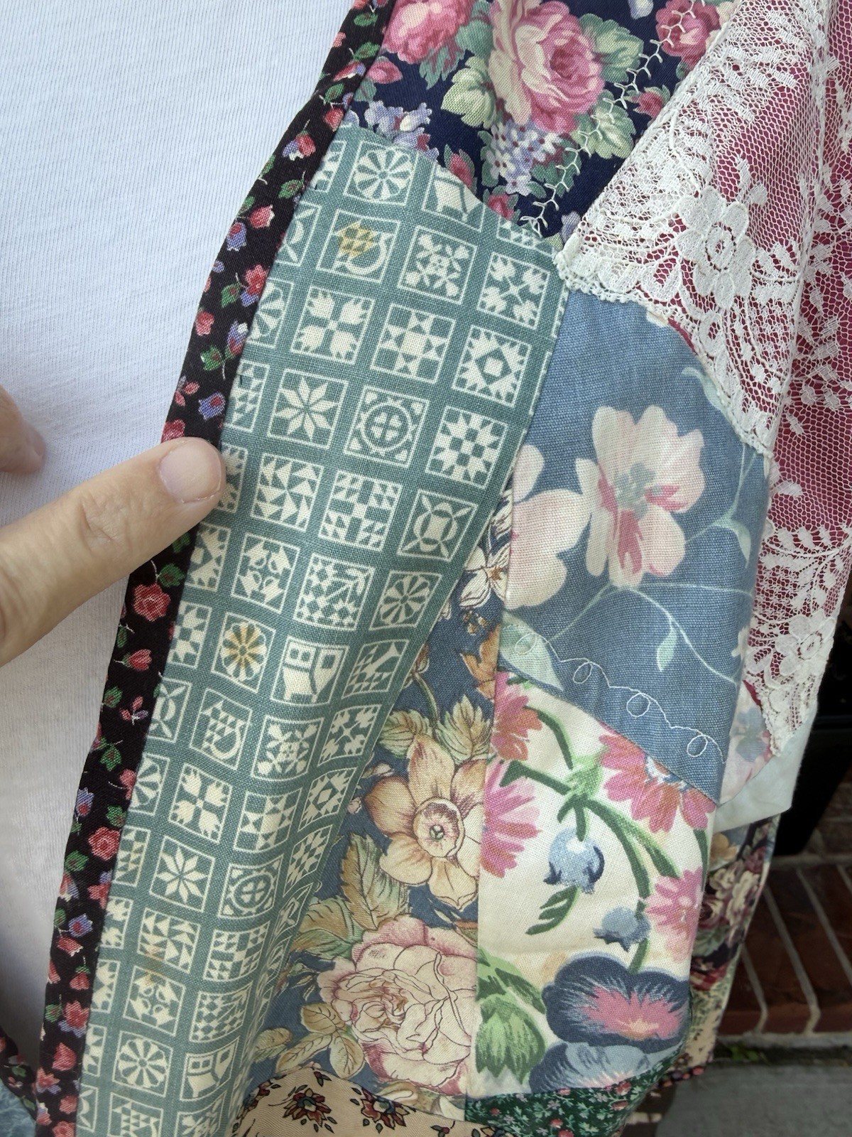 Vintage Handmade Quilt Coat Jacket Patchwork Grannycore Cottagecore Lightweight