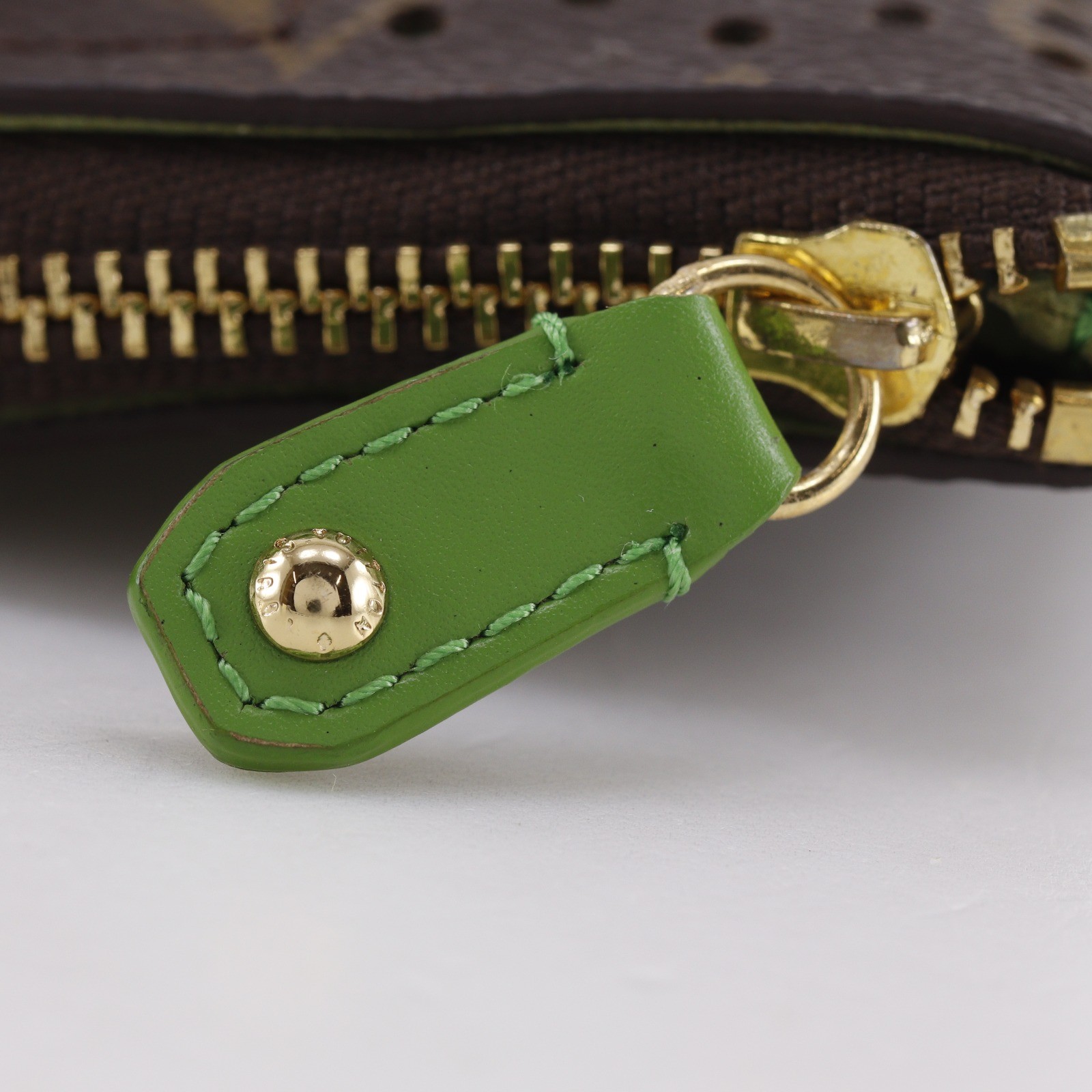 Louis Vuitton Pochette Platte Monogram Pouch – DUTY FREE
