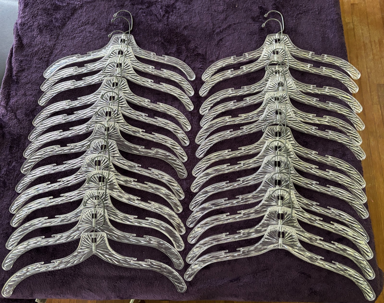 lot of 26 VINTAGE 1960s Lucite clear acrylic clothes hangers