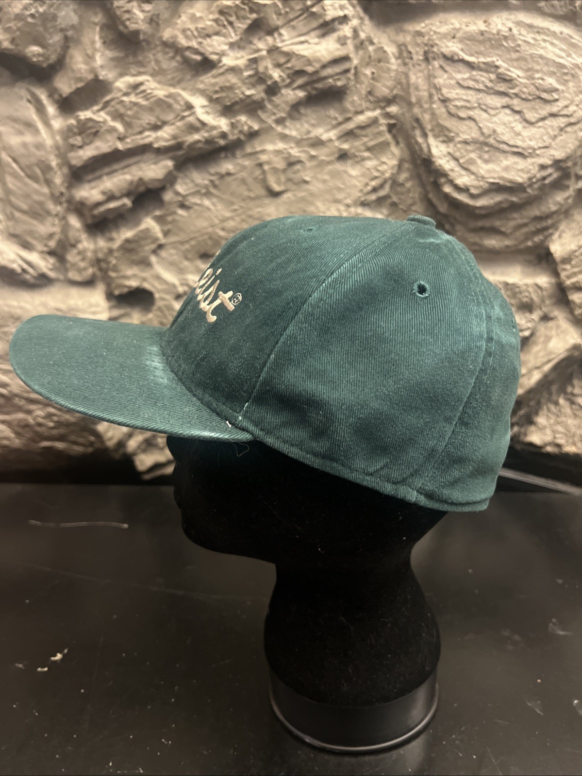 Vtg New Era Titleist FJ Hat Green golf Baseball Cap Fitted 7 1/4 usa summer