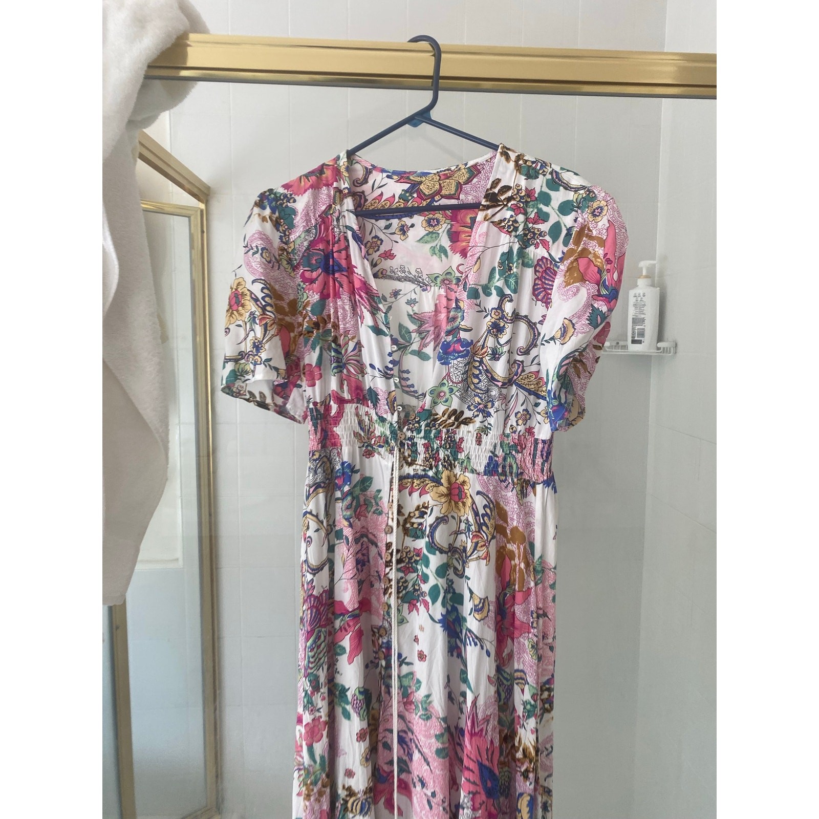 Gorgeous unbranded dress! Small medium. Def too big for an xs. No labels