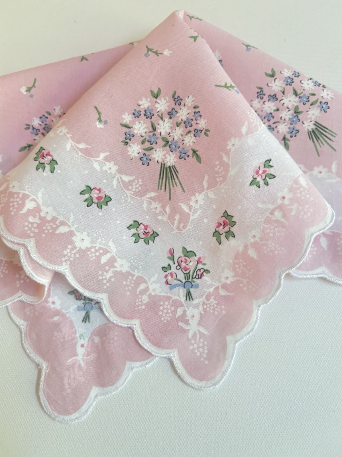 Lovely New LuRay Pastel Pink Handkerchief Hankie With Scalloped Border