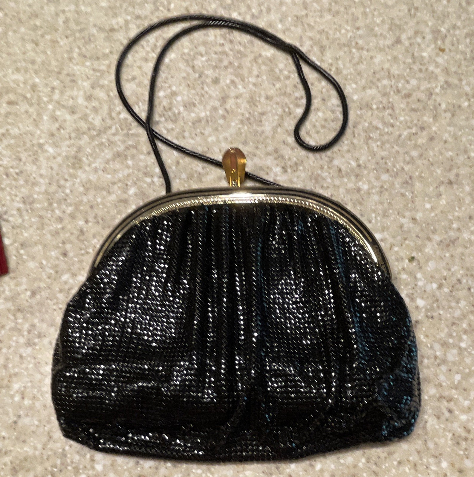 Women’s Black Mesh Coin Purse Clutch, Gold Frame Clasp & Wrist Strap