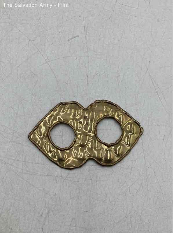 Unisex Adults Gold Brass Brutalist Hammered Scarf & Belt Buckle Lot Of 2