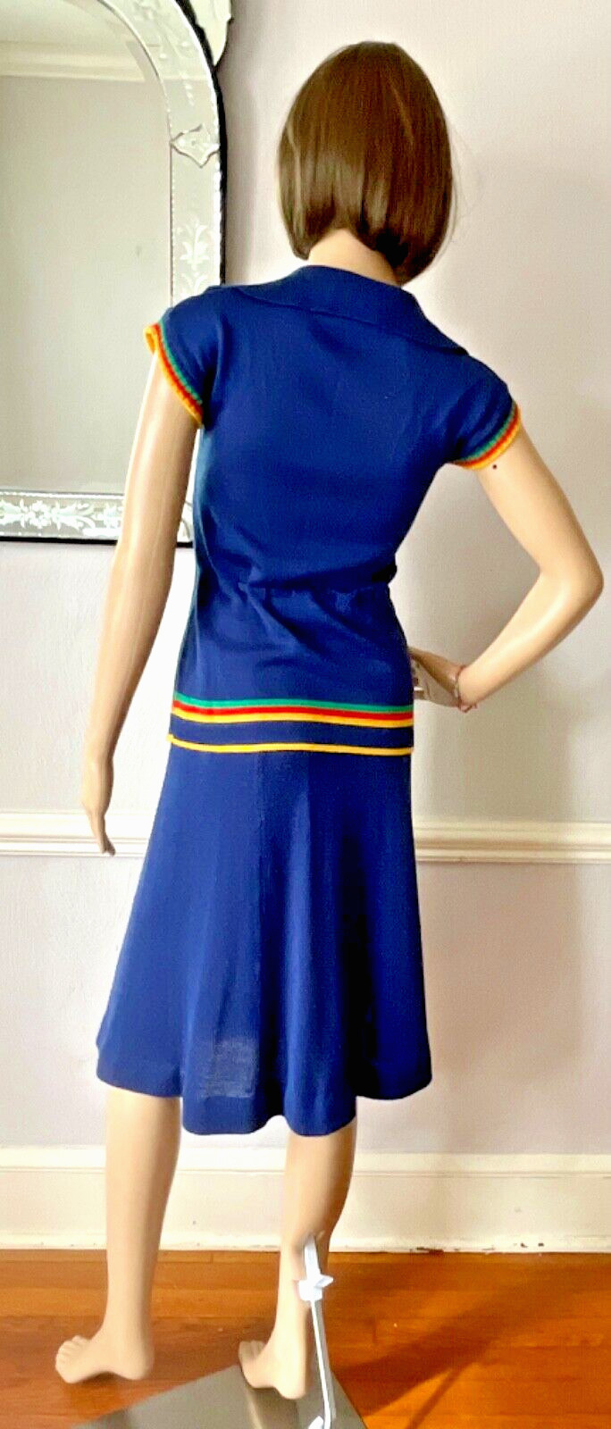 Figure Flattering Vintage 1970’s Sweater Top & Skirt SET, Frederick Adkins Sz 2