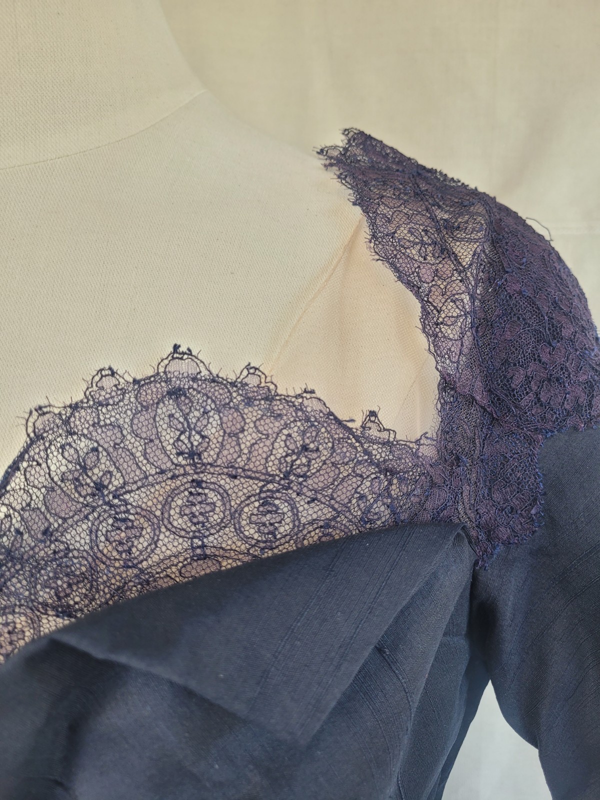 1950s Navy Blue Silk Dress w Delicate Lace & Huge Asymmetrical Bow Sz M