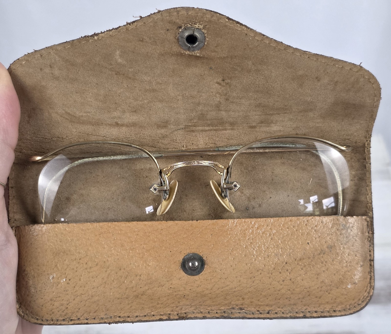 American Optical 12K GF Rimway Crossley True Antique Eyeglasses & Leather Case
