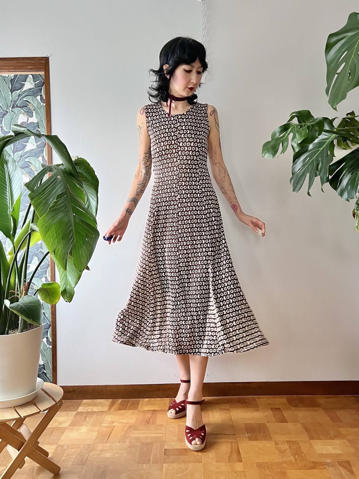 Vintage Graphic Novelty Letter Print Stretch Midi Dress XS-L Pop Art 90s 70s