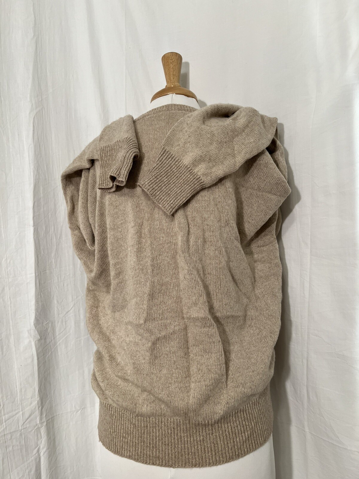Vintage Macpherson’s by Laura Biagiotti Sweater Size 50 Made In Italy 1973