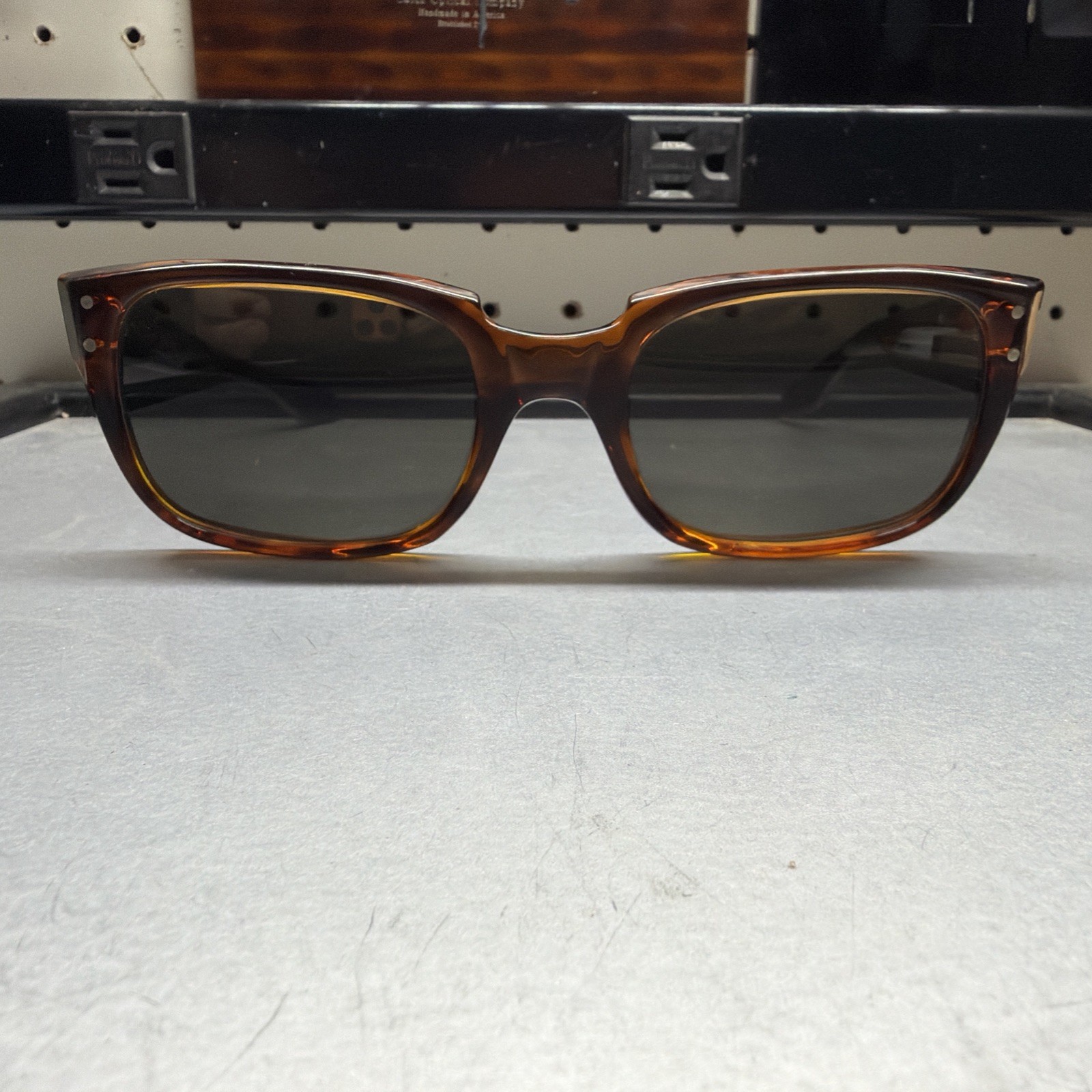 American Optical Sunfarer CN 127 T True Color Sable Tortoise 56-22 1969