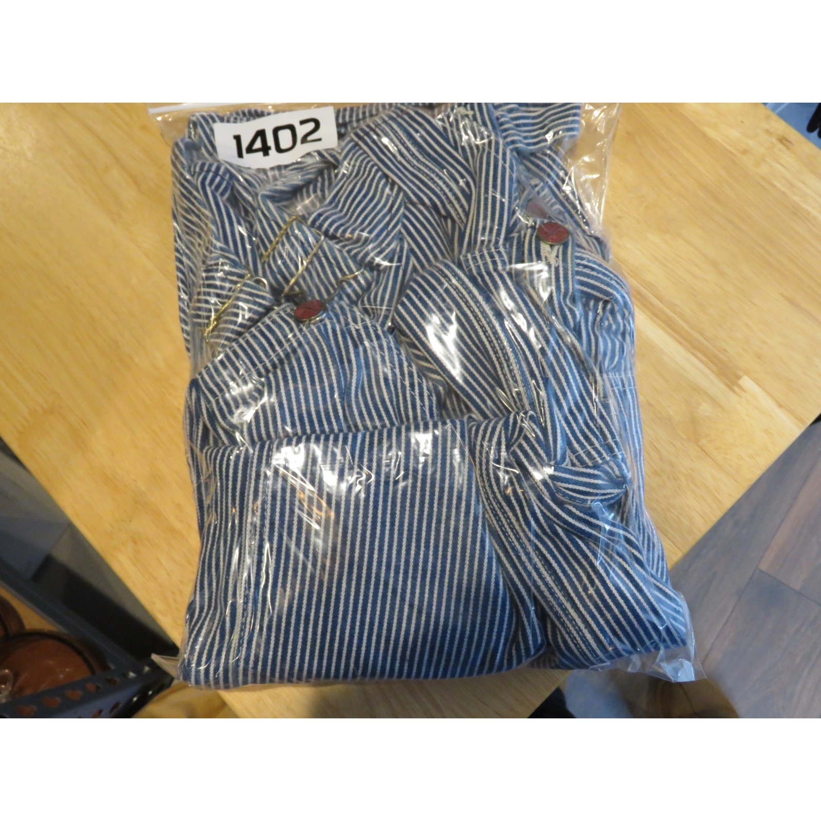 Vintage Round House Bib Overalls 38×32 Blue White Striped Straight Leg Outdoor