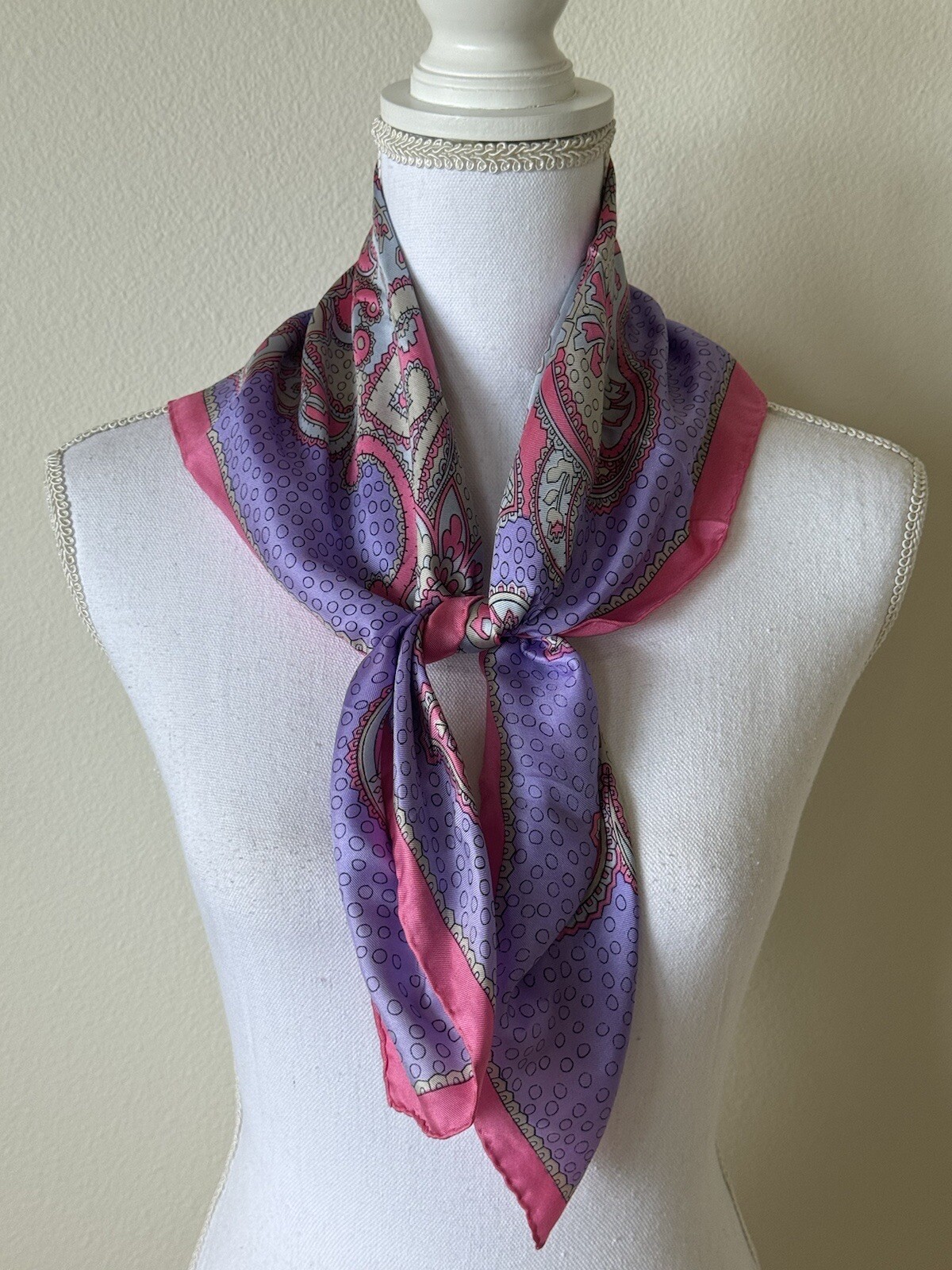 Vintage Mid Century Modern 27″ Boho Silk Scarf Pink Purple Paisley square j7