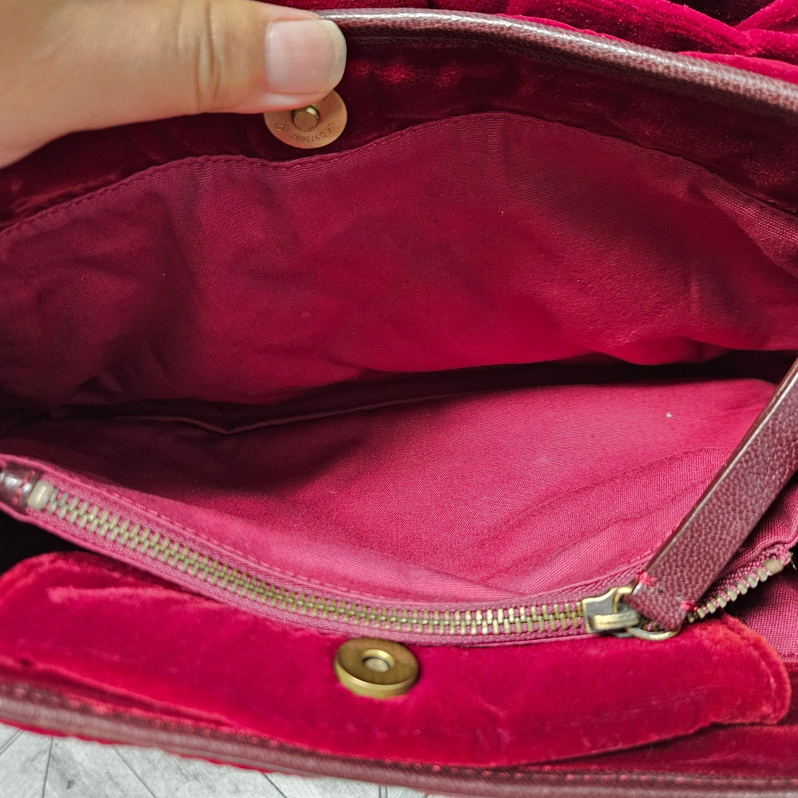 Vintage Moschino Velvet Shoulder Purse Red Hand Bag Quilt Made in Italy NOS Bow