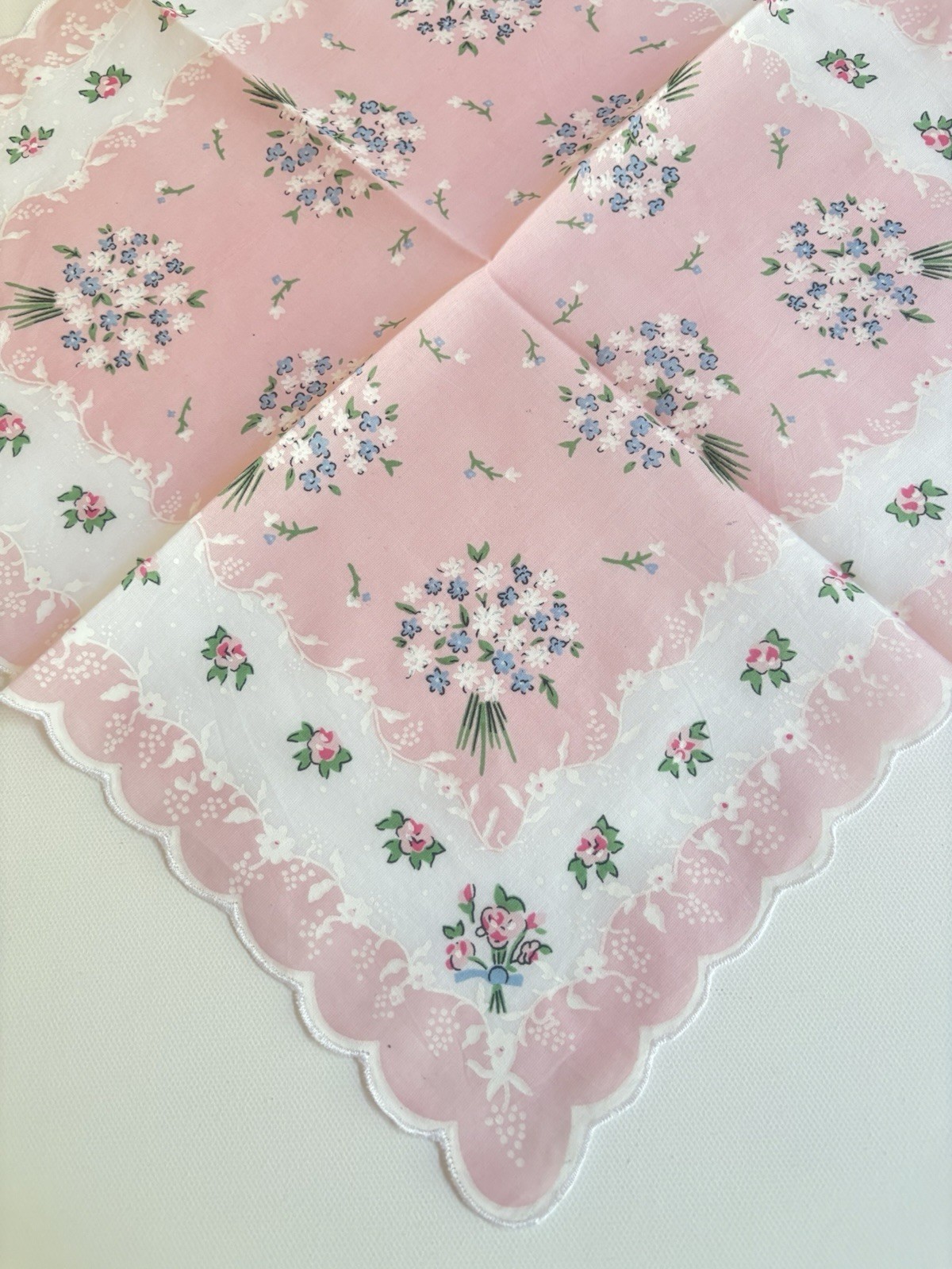 Lovely New LuRay Pastel Pink Handkerchief Hankie With Scalloped Border