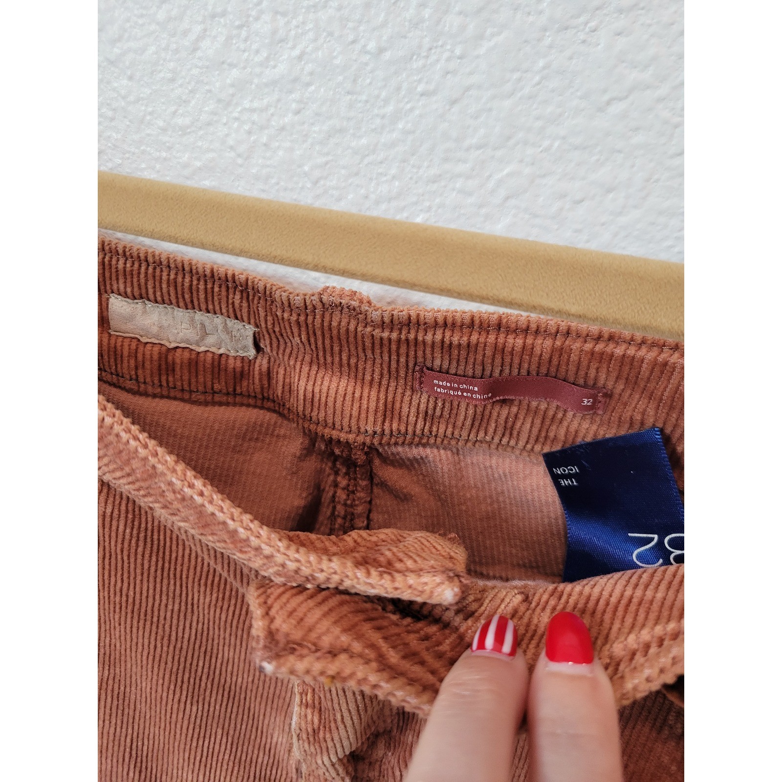 Pilcro by Anthropologie Corduroy Flare Pants – Size 32 – Bohemian Y2K
