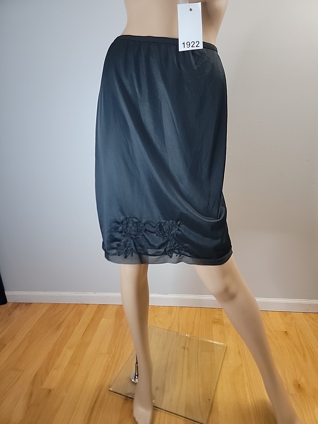 Vintage Carol Brent Black Half Slip Lace Detail Size Medium