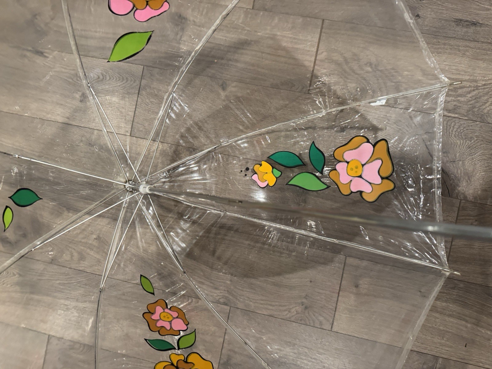 Vintage 70’s Dome Bubble Rain Umbrella Clear Vinyl MOD Flowers 28″D X 31″Handle