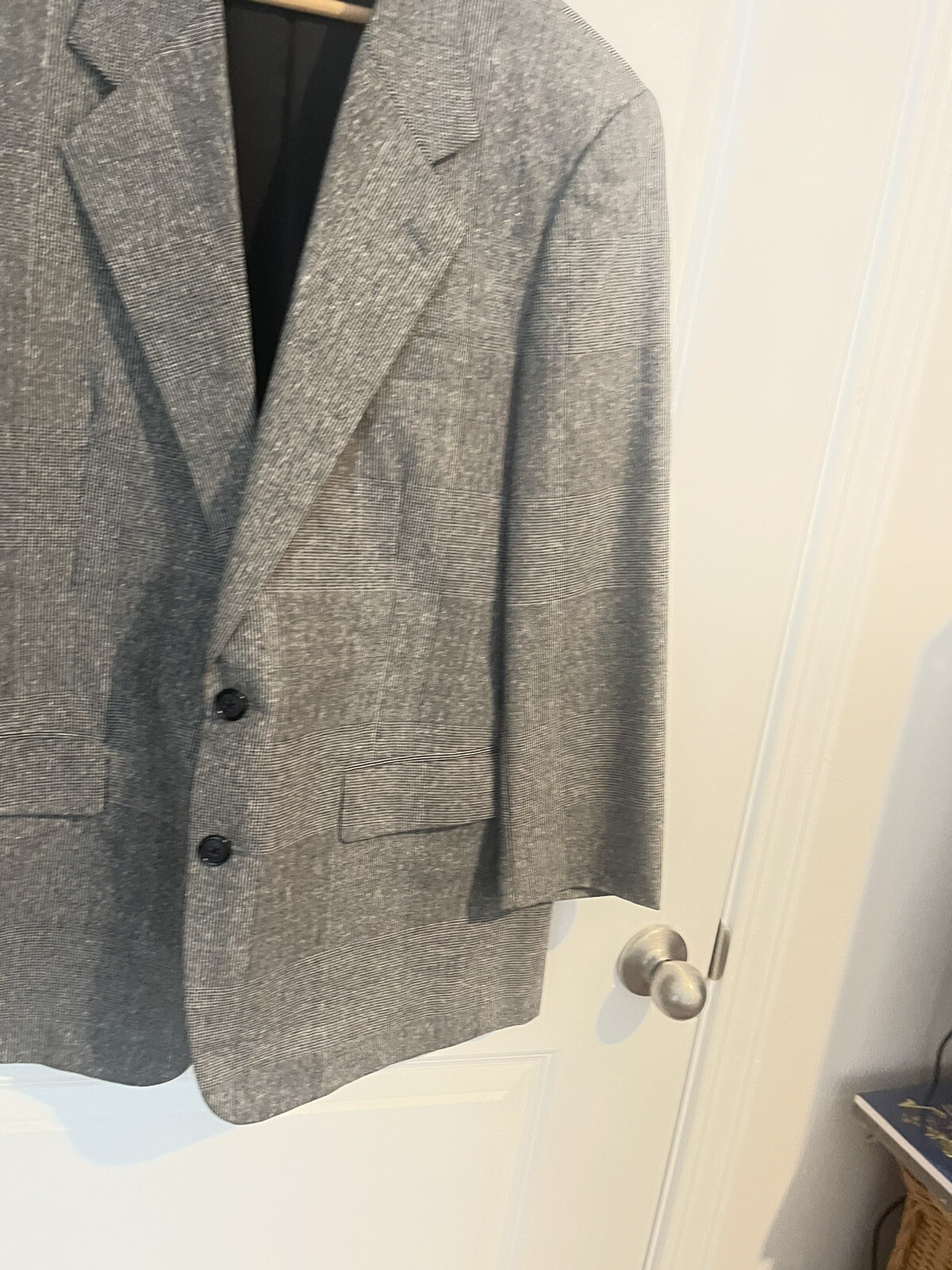 Jotina Fashions Custom Made Gray Plaid Sportscoat 2 Button Sports coat Vintage
