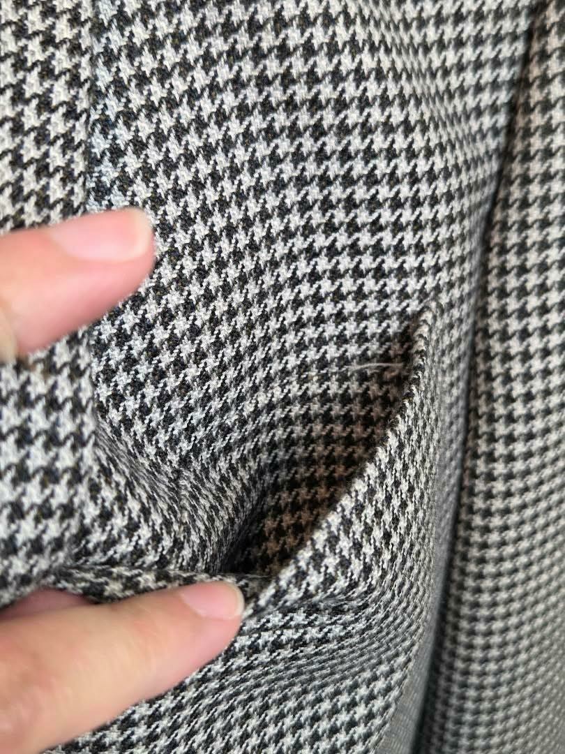 Burberry London Classic Men’s Black & Gray Wool Houndstooth Blazer Jacket 42L