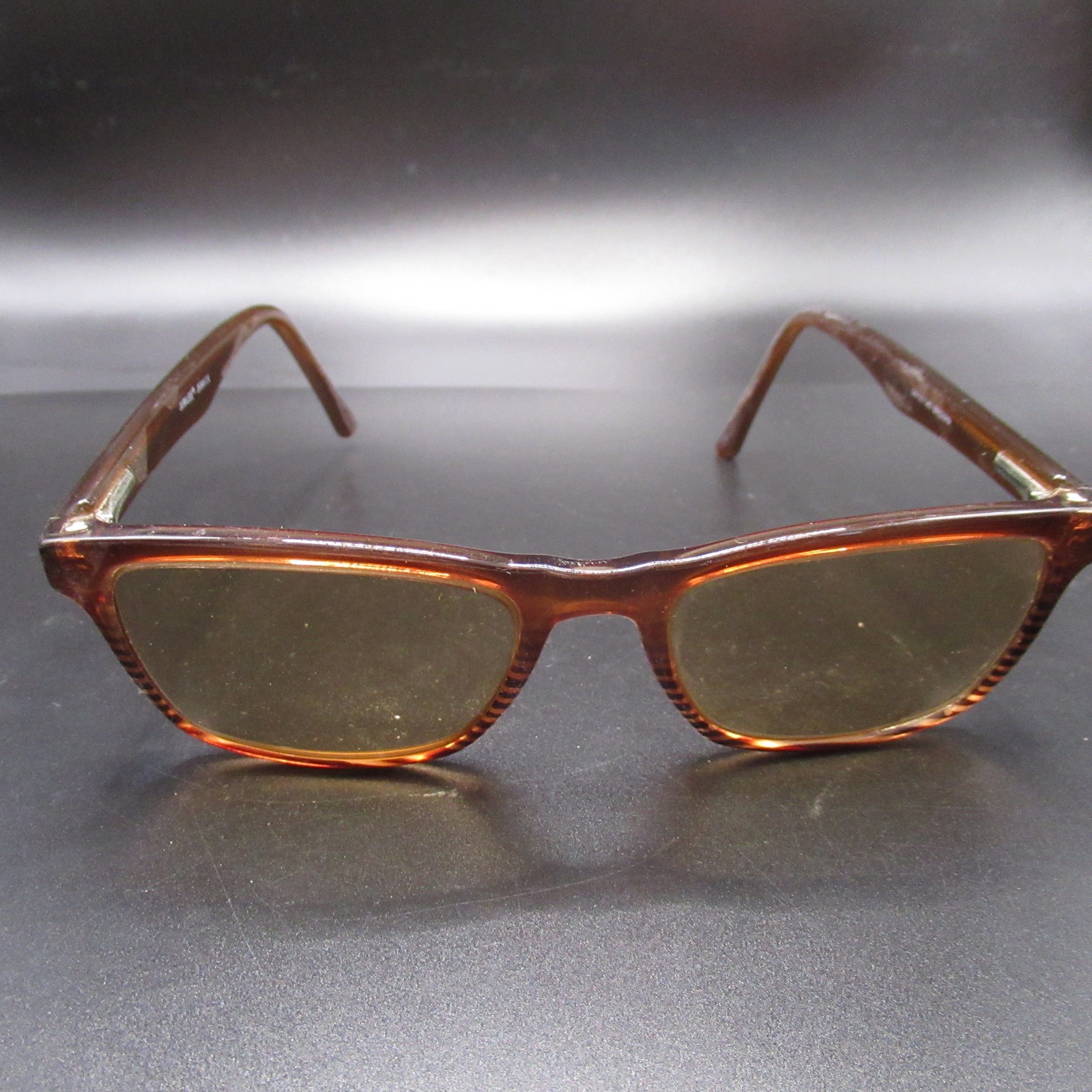 Vintage JUBILEE J5996 Brown Rectangle Sunglasses Eyeglasses Frames 145mm Temple
