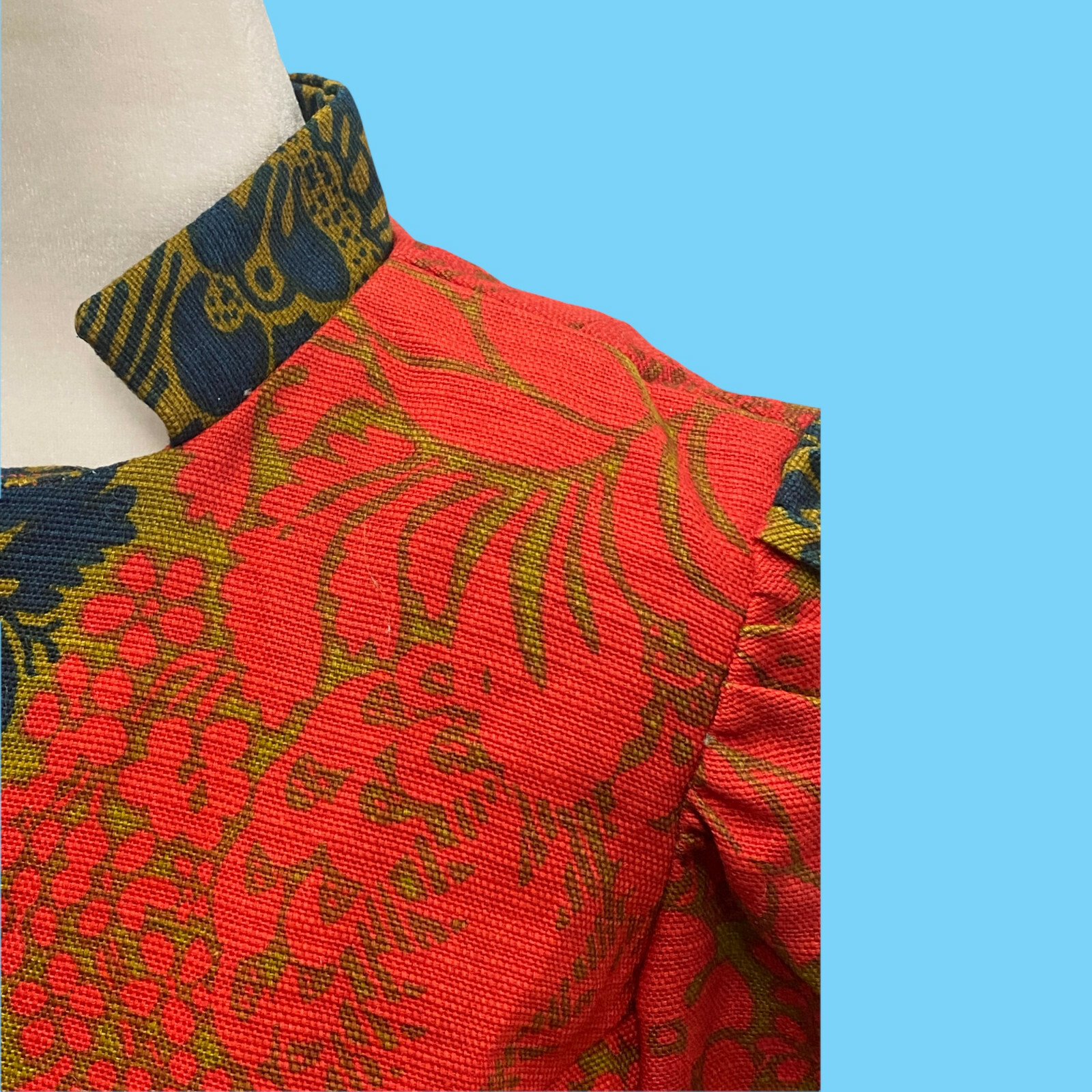 Vintage 1960s Bright Retro Pattern Lohmans Midi Dress Size 5 Red Gold Black