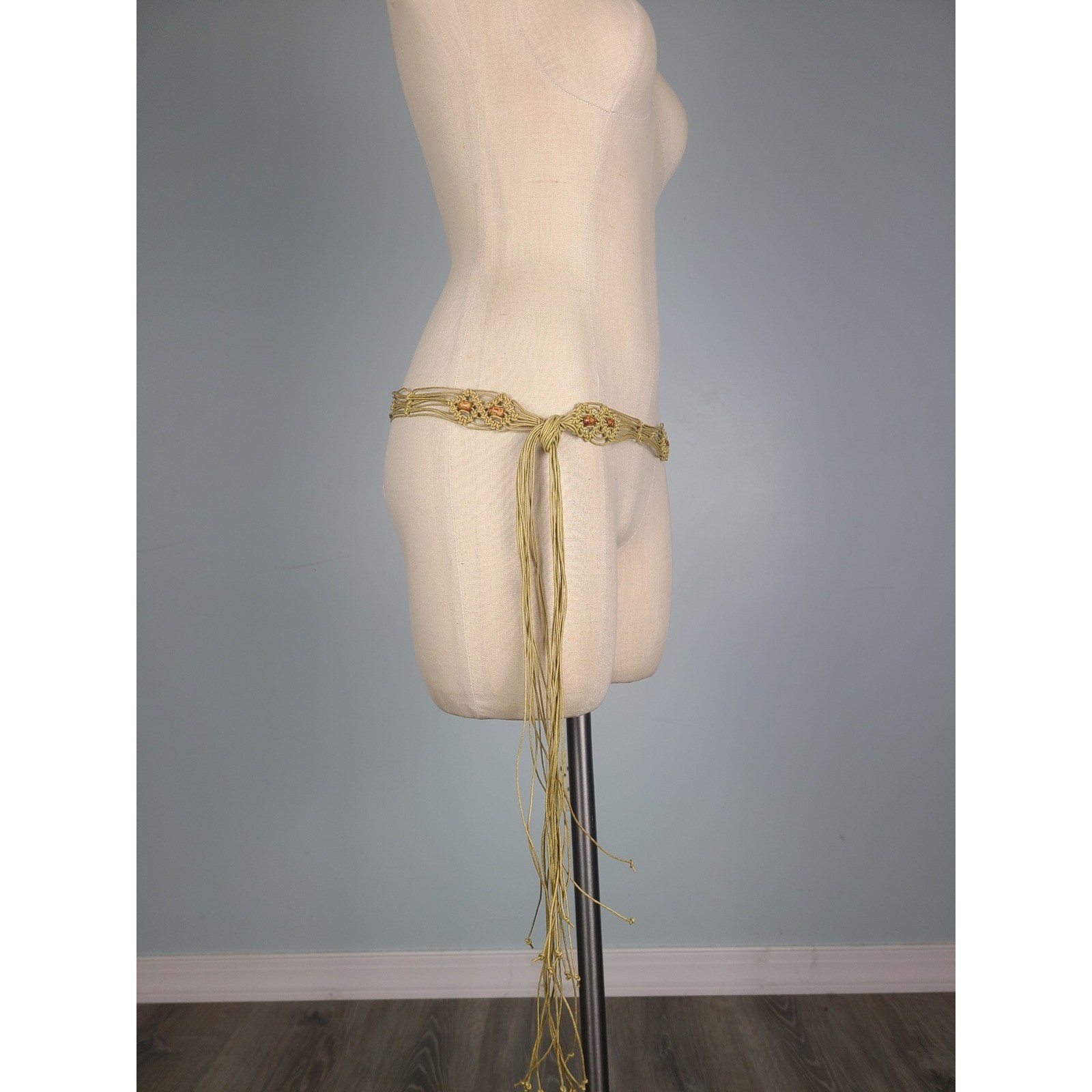 VTG 70s Handmade Macrame Belt Wooden Beads Groovy Funky Festival Indie Sleaze