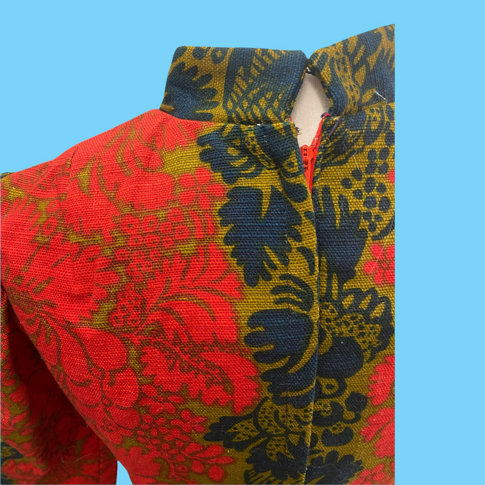 Vintage 1960s Bright Retro Pattern Lohmans Midi Dress Size 5 Red Gold Black