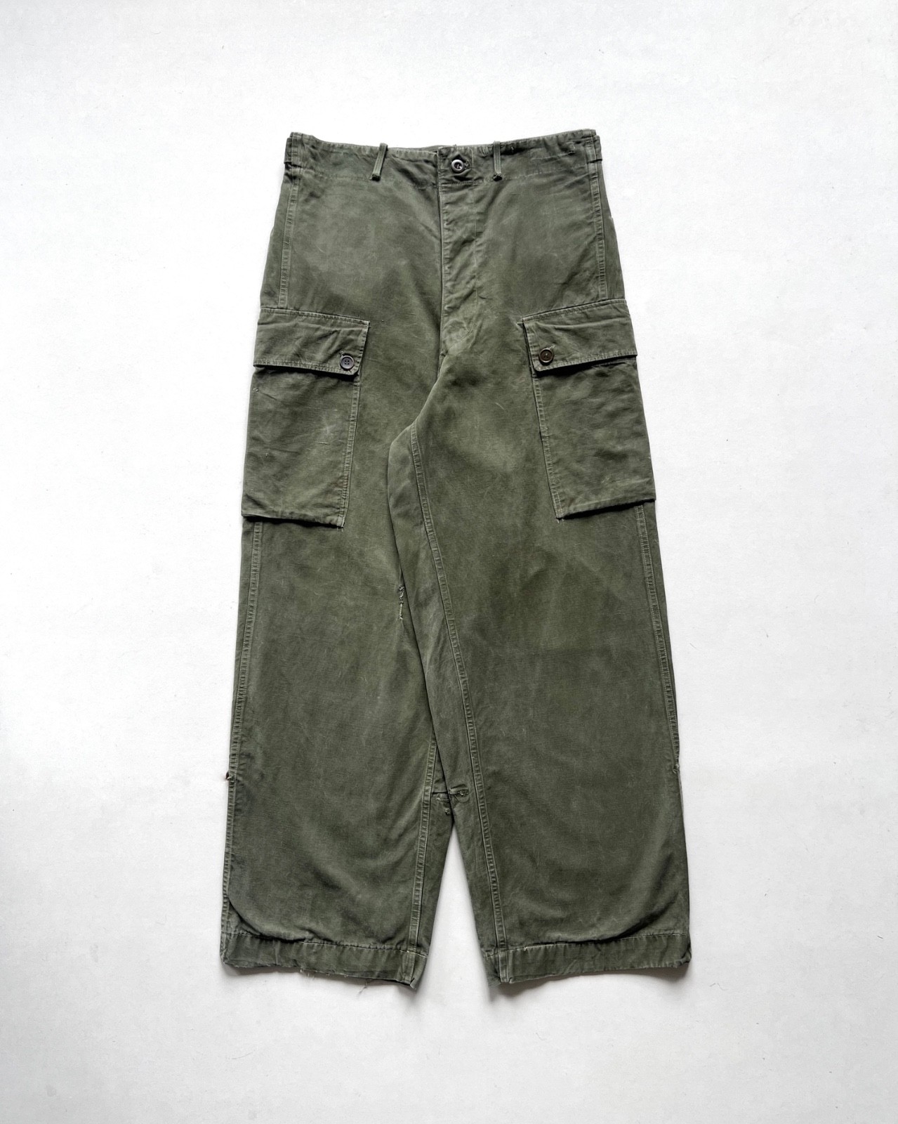 VINTAGE 1950S DUTCH ARMY CARGO PANTS (29-33)