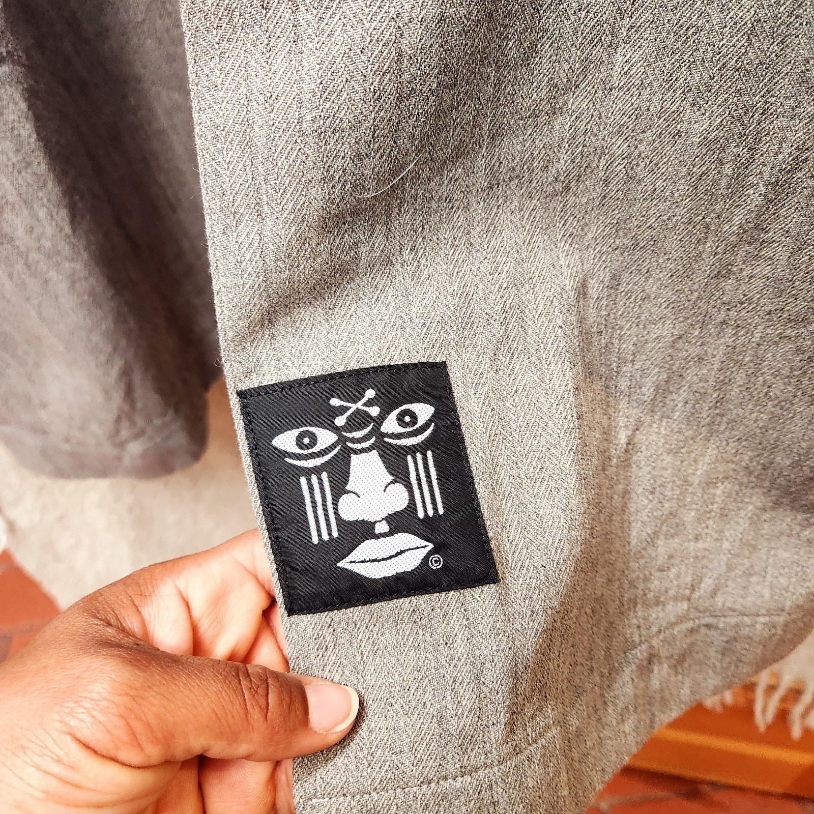 Vintage 1990s Moshood Classic Button Up Gray Loose Shirt Men’s 3XL Brooklyn NY