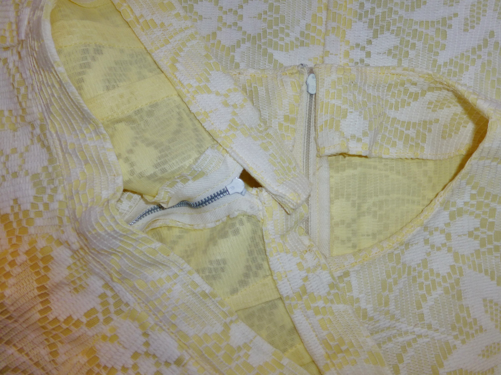 Vtg 60s 70s MOD pastel Lace Cocktail 2pc SET DRESS Pencil SKIRT BLOUSE TOP S