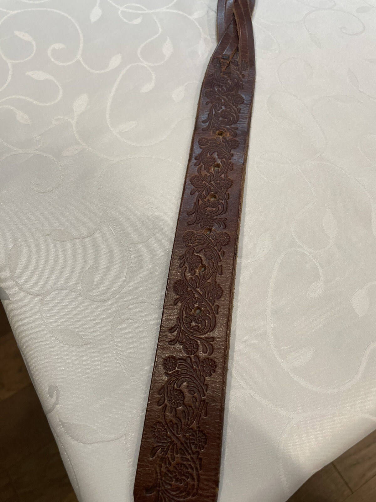 VINTAGE HAND TOOLED LEATHER BELT 41 Inches Belt Length Not Including Buckle