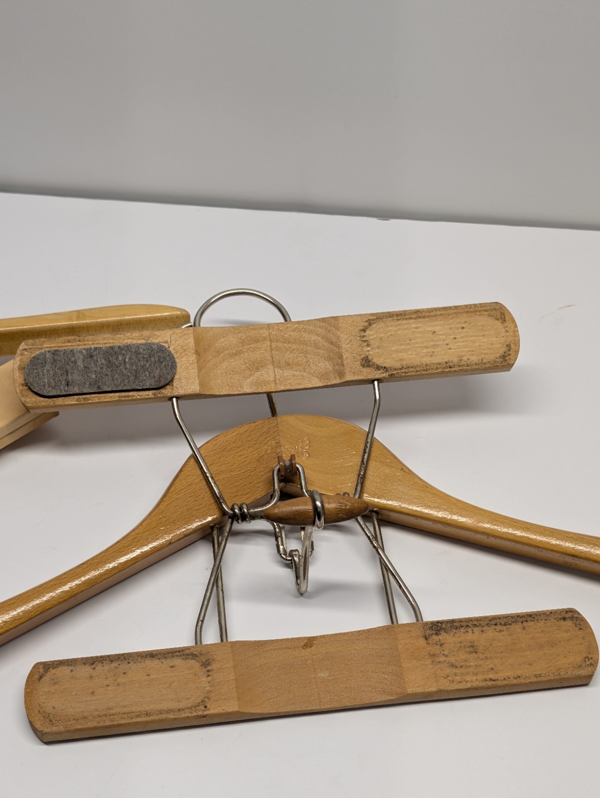 TWO Vintage Setwell 18″ Heavy Wooden Suit Hangers Trouser Clamp Hanger Made USA