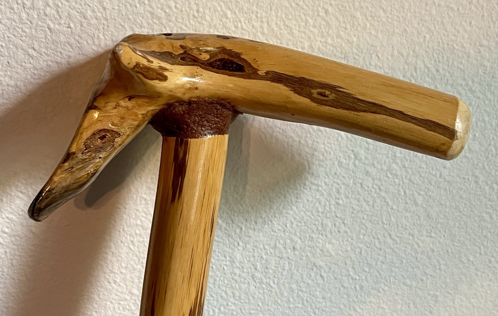 Handmade 35” Natural Spiral Vine Twisted Wood Cane, Built-in Compass & Whistle!
