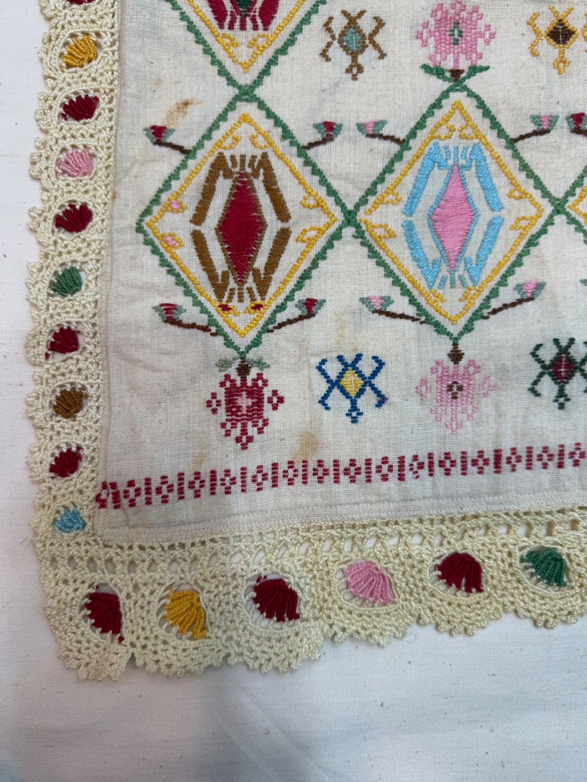 Vintage Beautiful Hand Silk Embroidered Head Cape 71×64 Cm