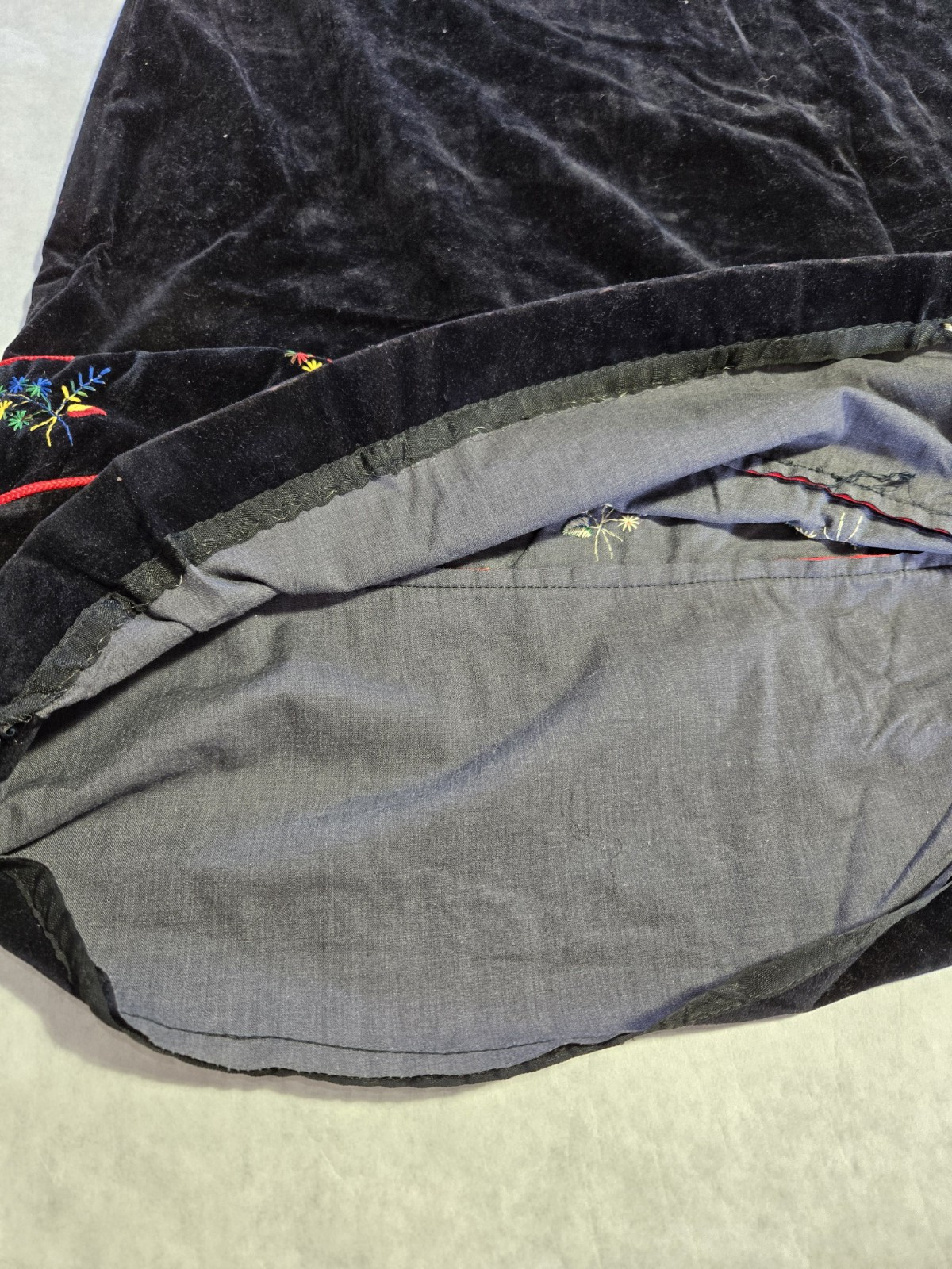 Vintage Original Summit Of Boston Black Velvet Skirt Maxi Embroidery See Photos