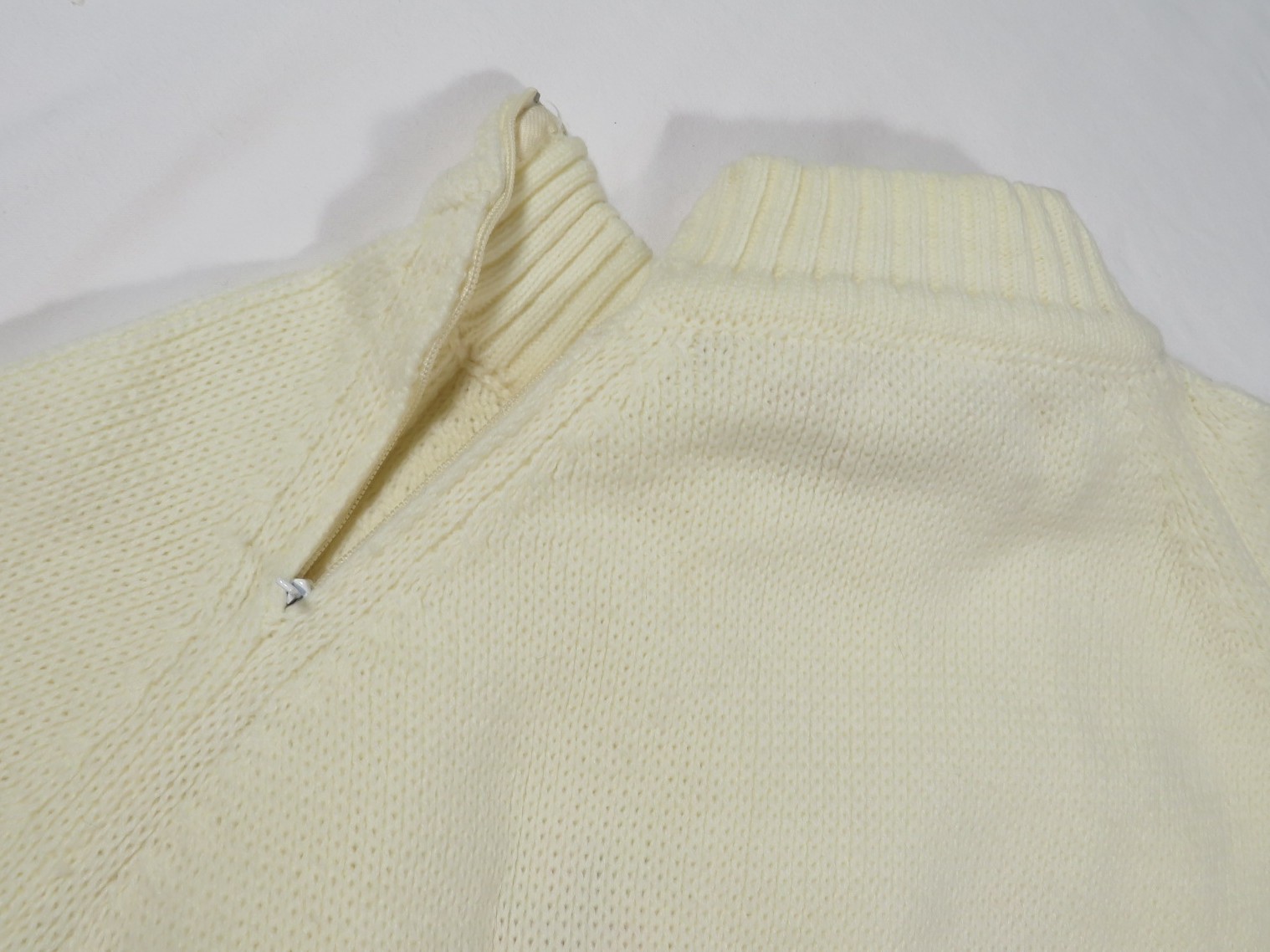Vintage 1960s Knit Sweater Womens Ivory with Pink Flowers Carol Brent