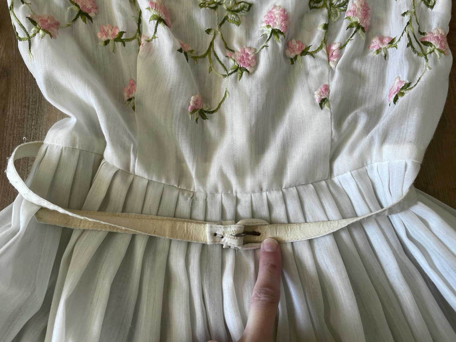 VTG 1950s 60s L’Aiglon Dainty Floral Cottage Core Scalloped Fit Flare Dress READ