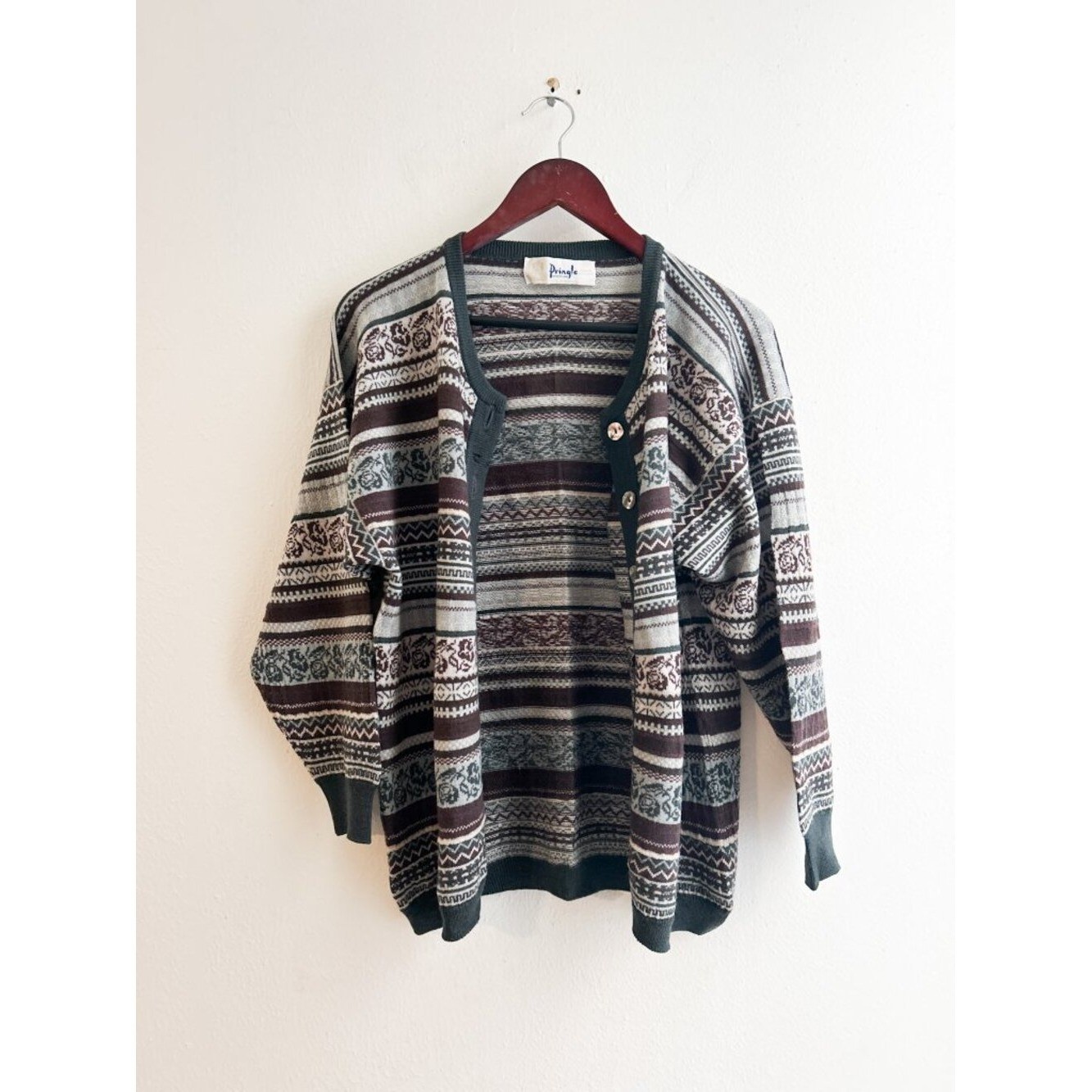 VINTAGE Pringle of Scotland 100% Lambswool Cardigan Mother of Pearl Buttons
