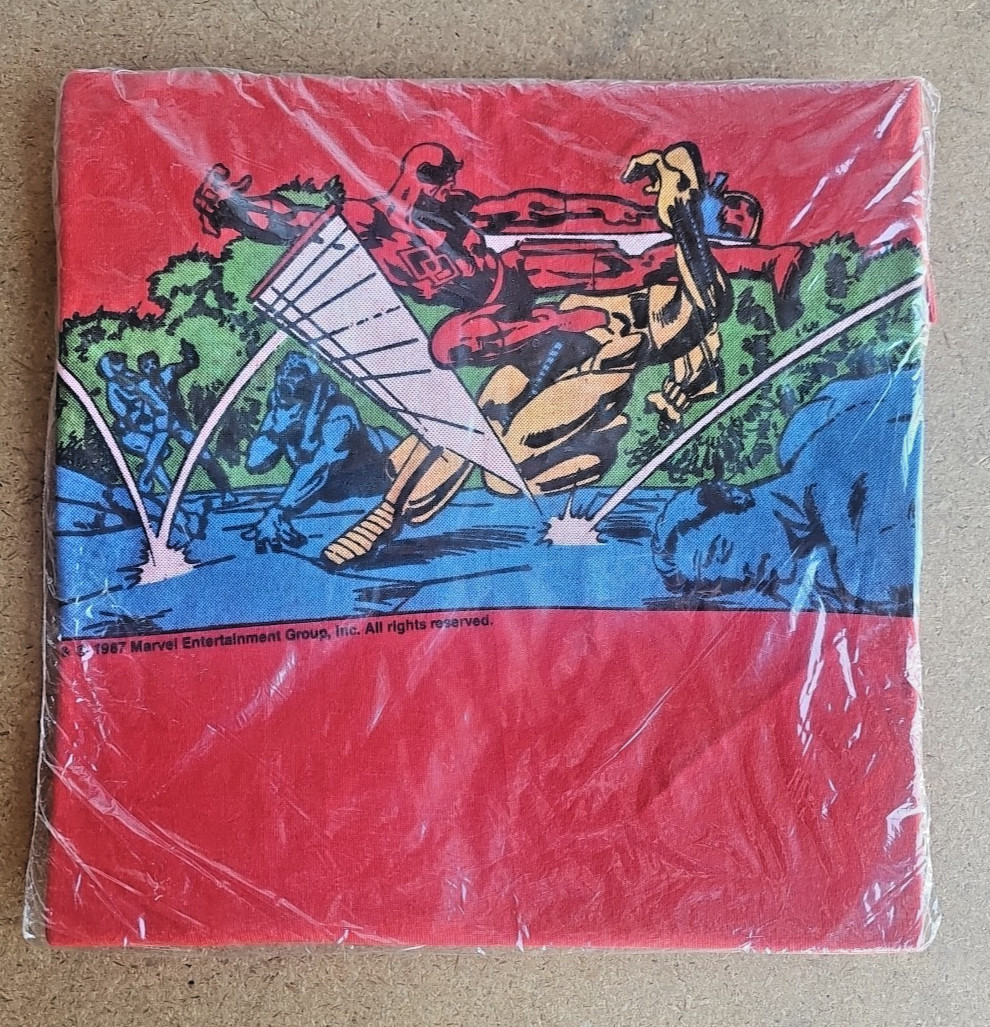 Vintage Daredevil MARVEL Super Heroes Comics 1987 t-shirt LARGE Sealed NOS Read