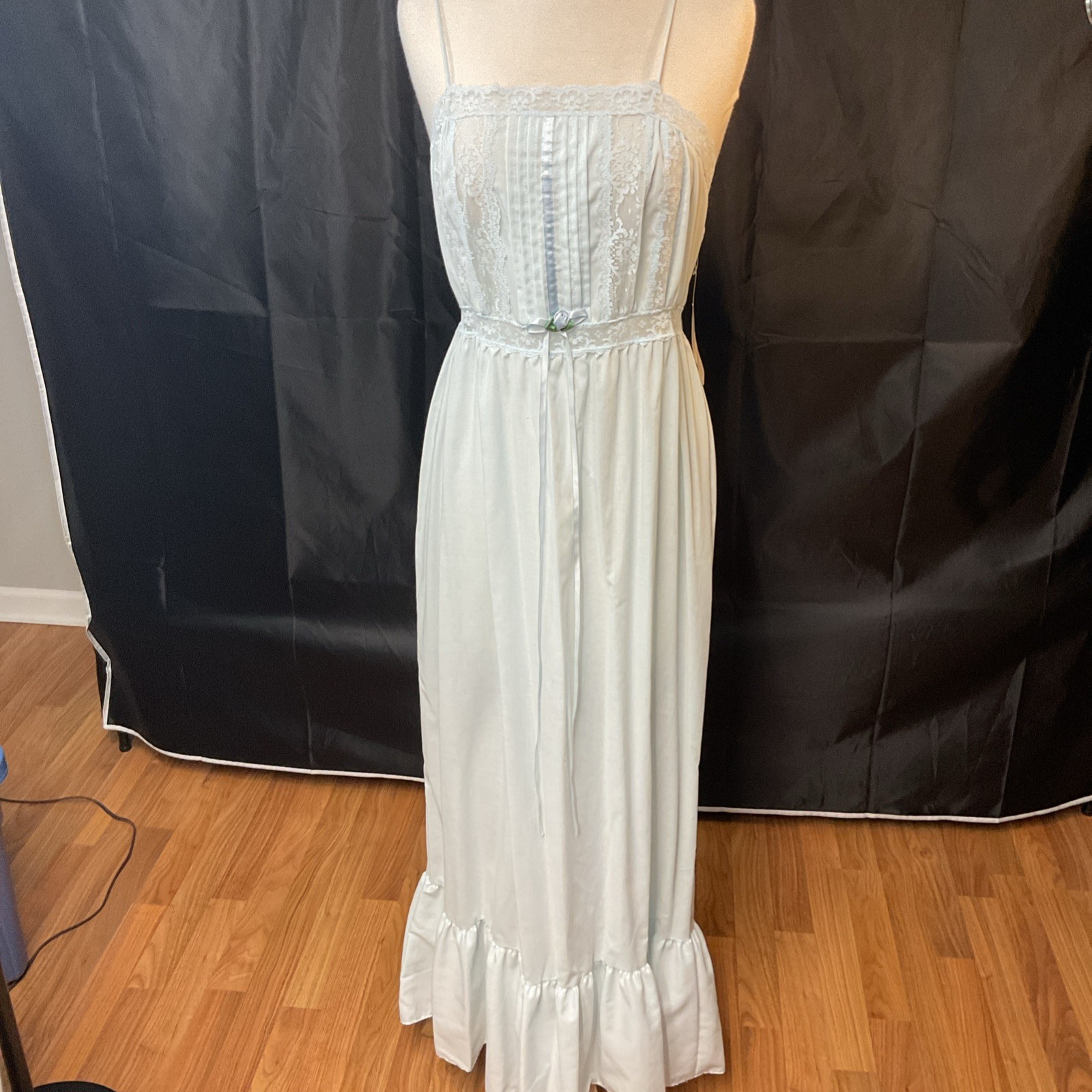 Vintage NWT Gilead 2 Pc. Nightgown Robe Set Large Rosette Cotton Blend USA