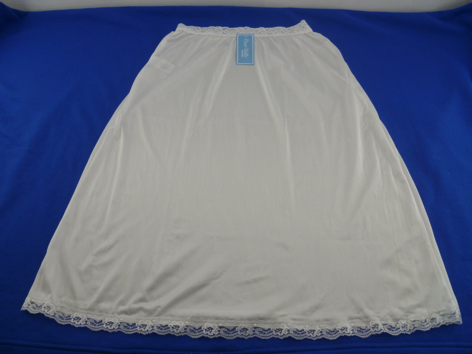 Dixie Belle 25″ Nylon Half Slips, Made In USA (6513)