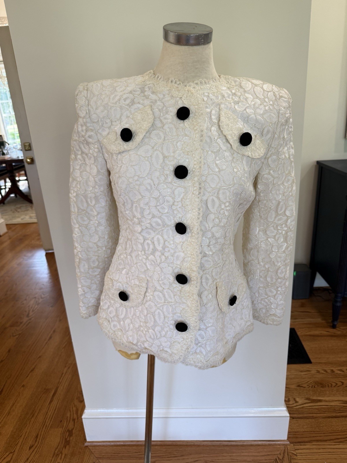 Vintage Bill Blass Iconic White Lace Dress Evening Jacket Black Buttons Sz 6