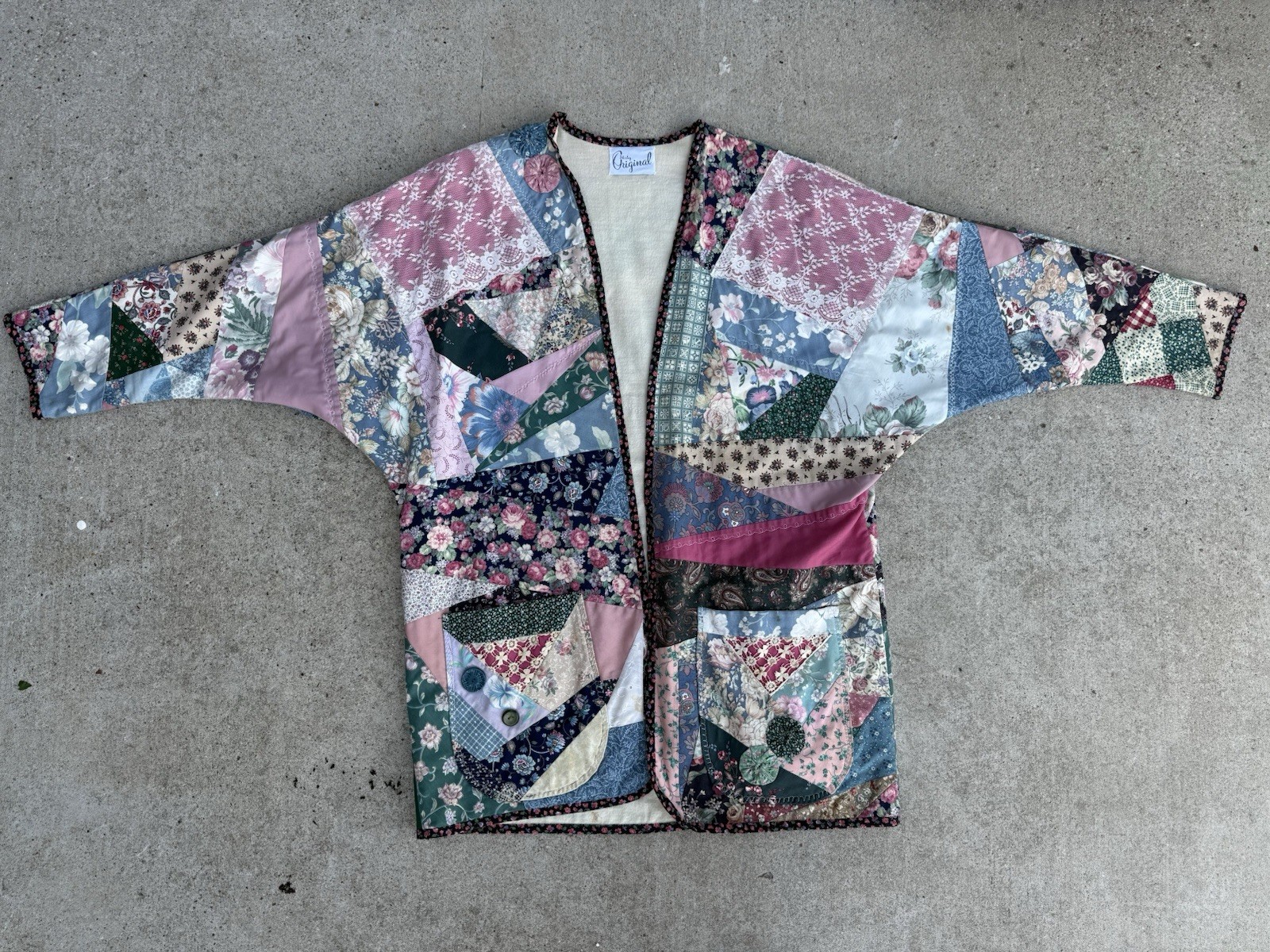 Vintage Handmade Quilt Coat Jacket Patchwork Grannycore Cottagecore Lightweight