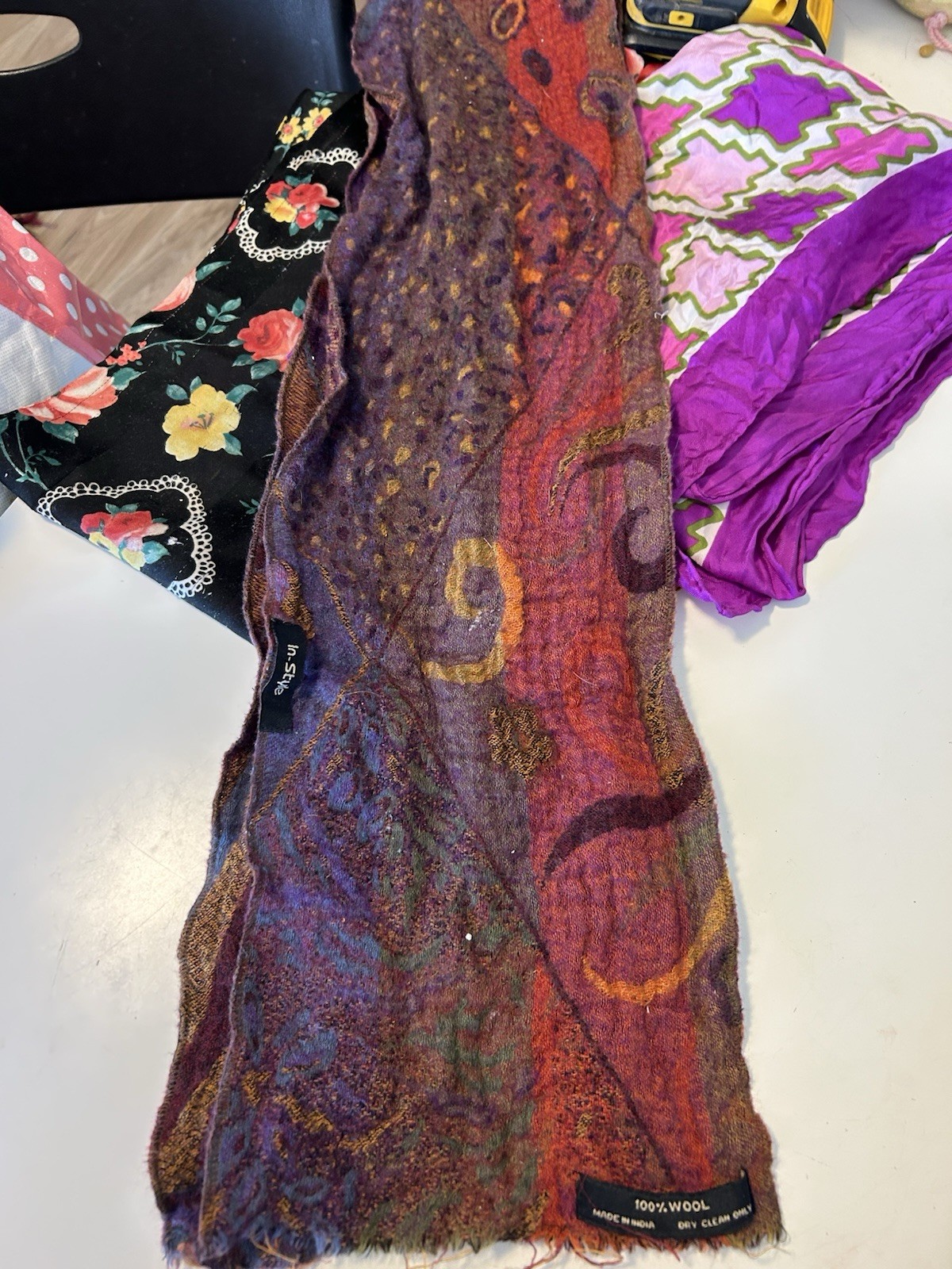 Vtg SCARVES MULTI COLOR LOT OF 5, Echo, Cil De Losne, Kathy Lee.