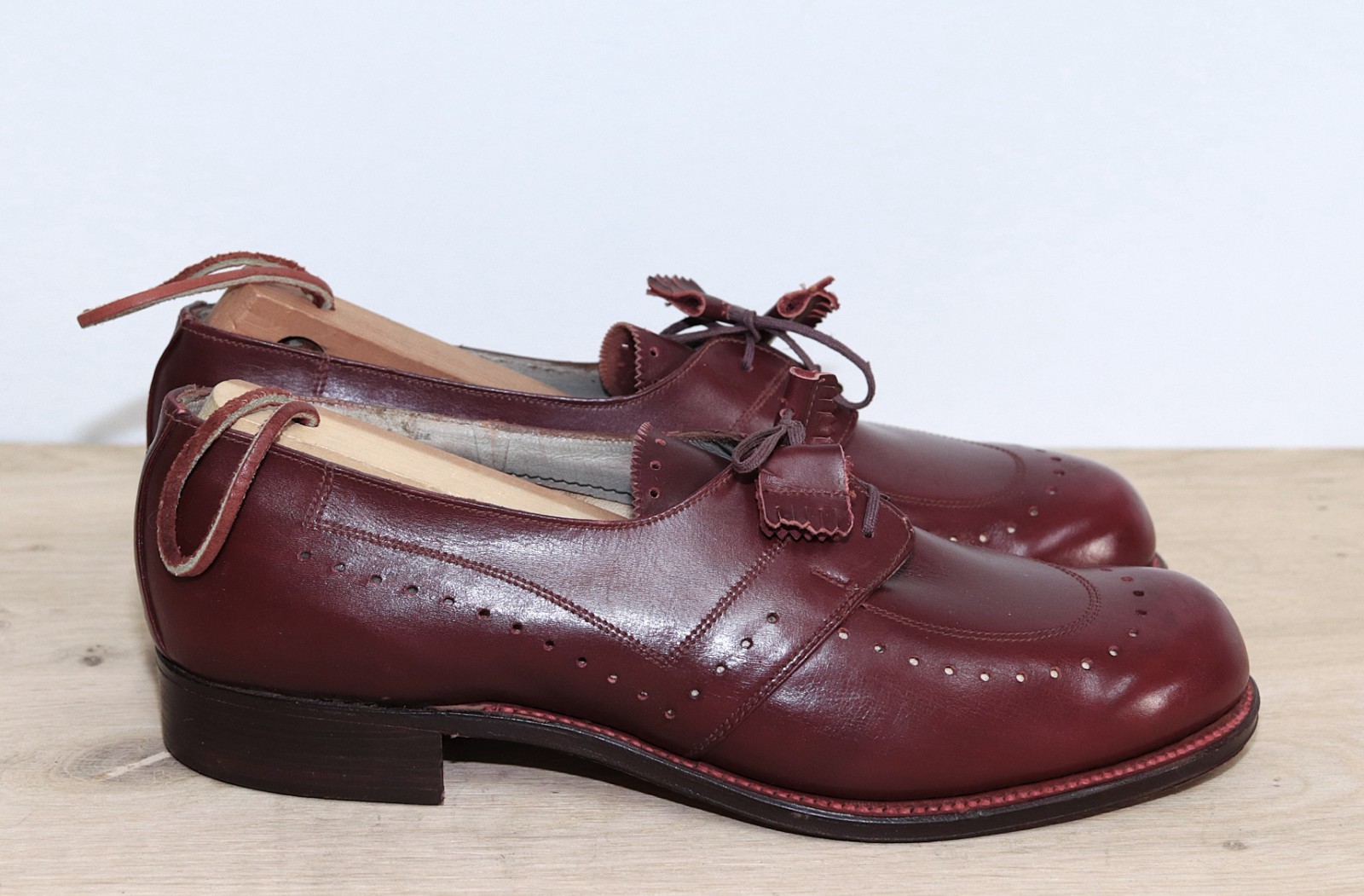 New 1940s French Burgundy Leather Women’s Derby Shoes 37,5FR 6US Made in France