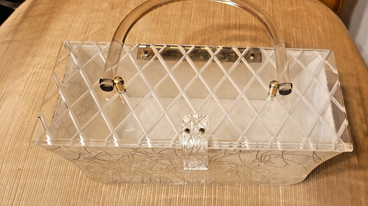 Vintage lucite purse Pattern gold line geometrics & clear top with handle